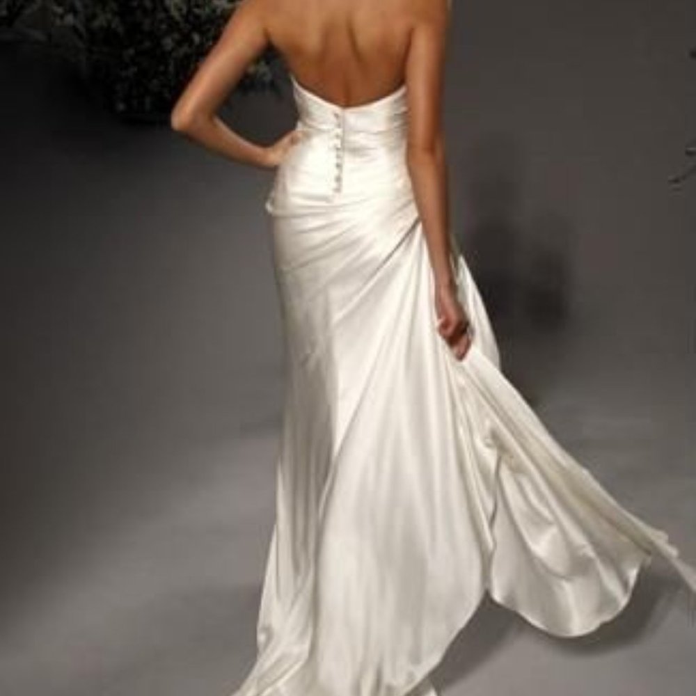Romona Keveza Wedding Gown - Picture 2 of 13